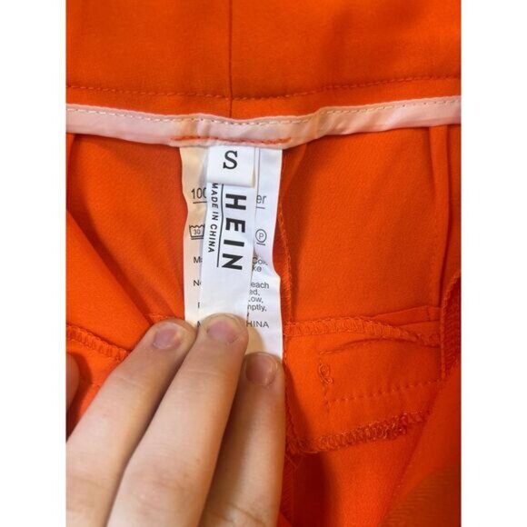 Pants‎ - Picture 2 of 5